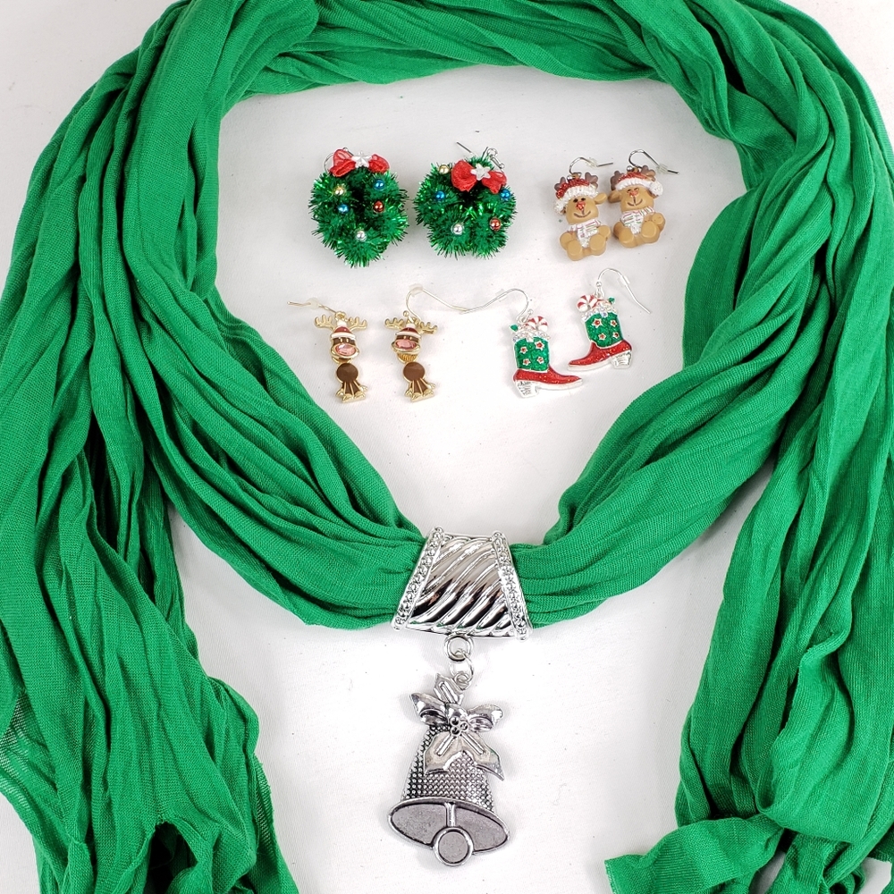 Christmas scarf in earring set